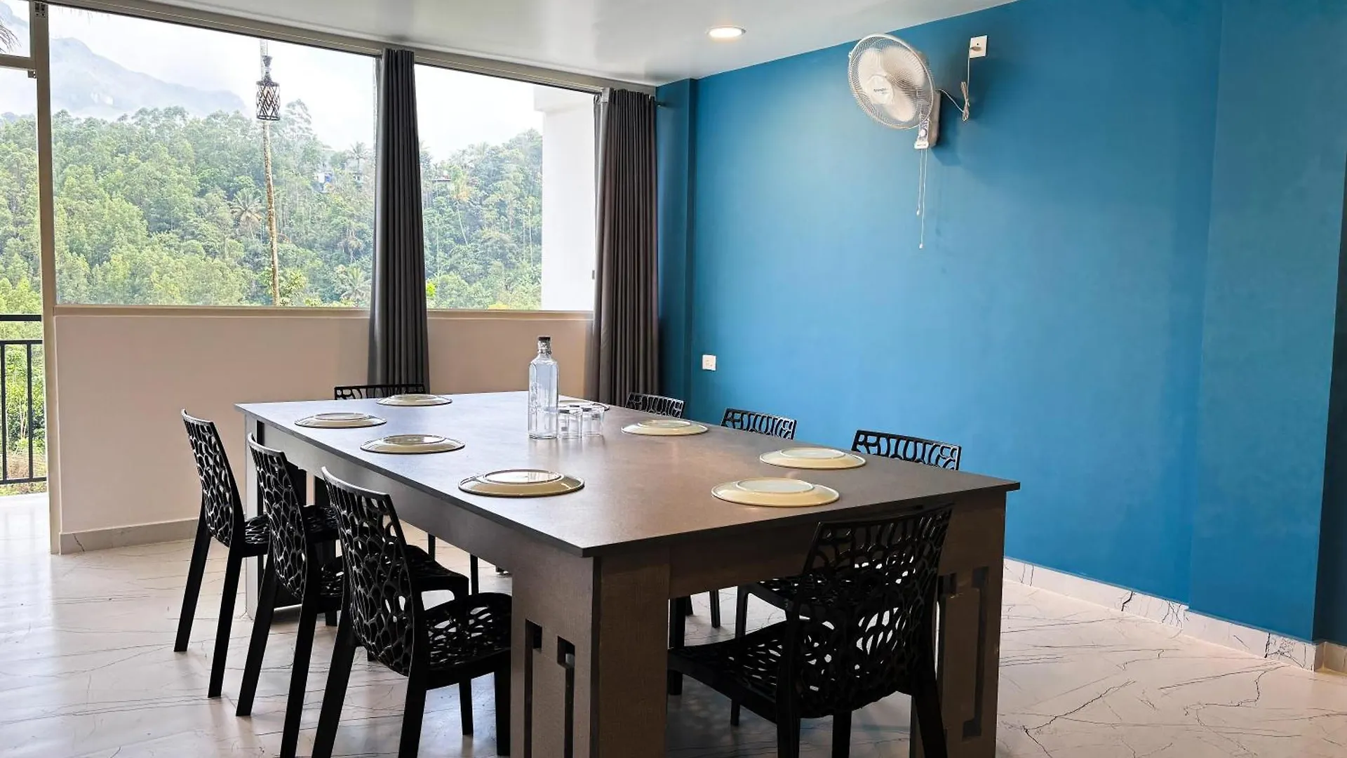 מלון Anachal June Boutique Villa