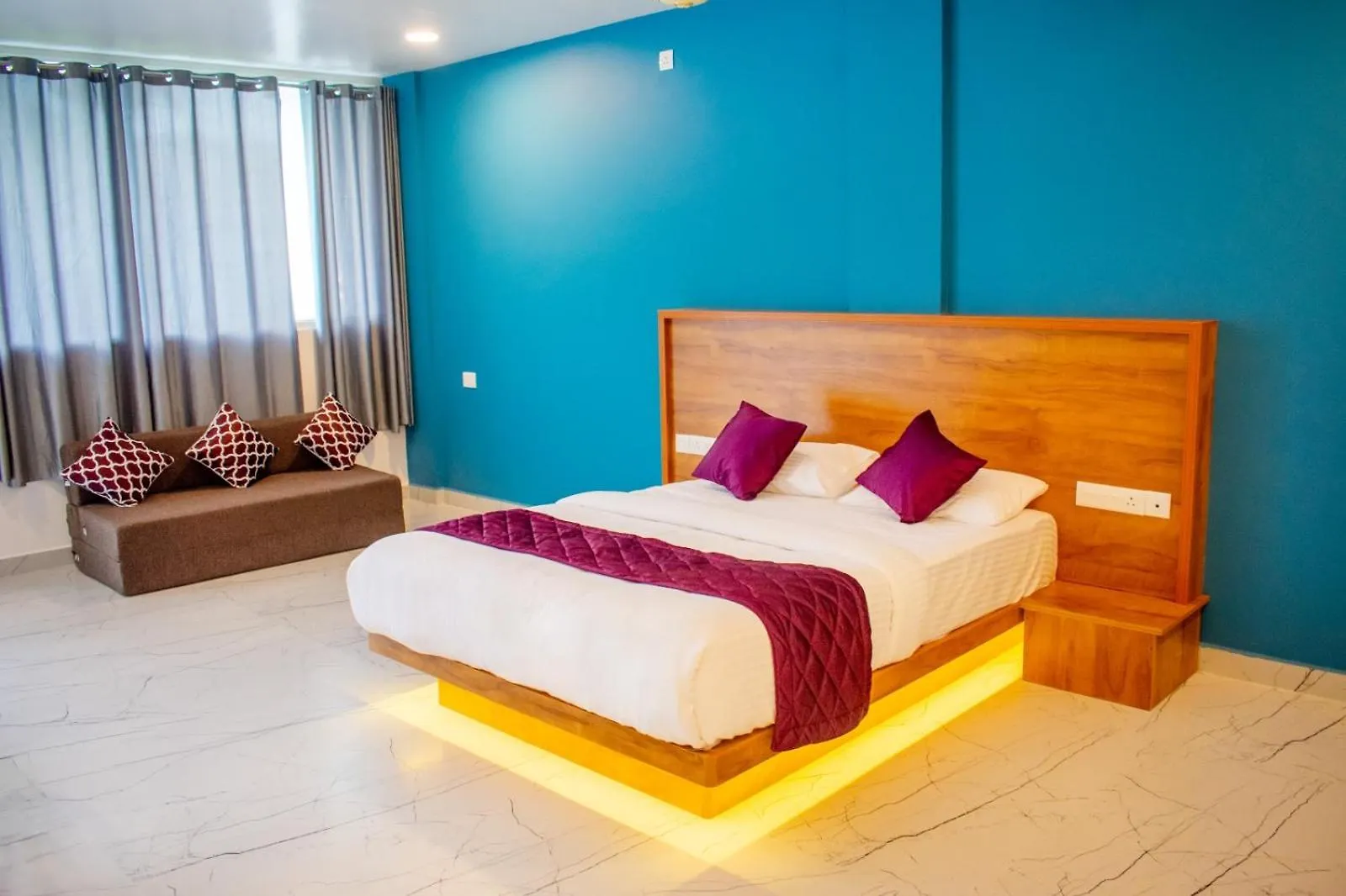 מלון Anachal June Boutique Villa